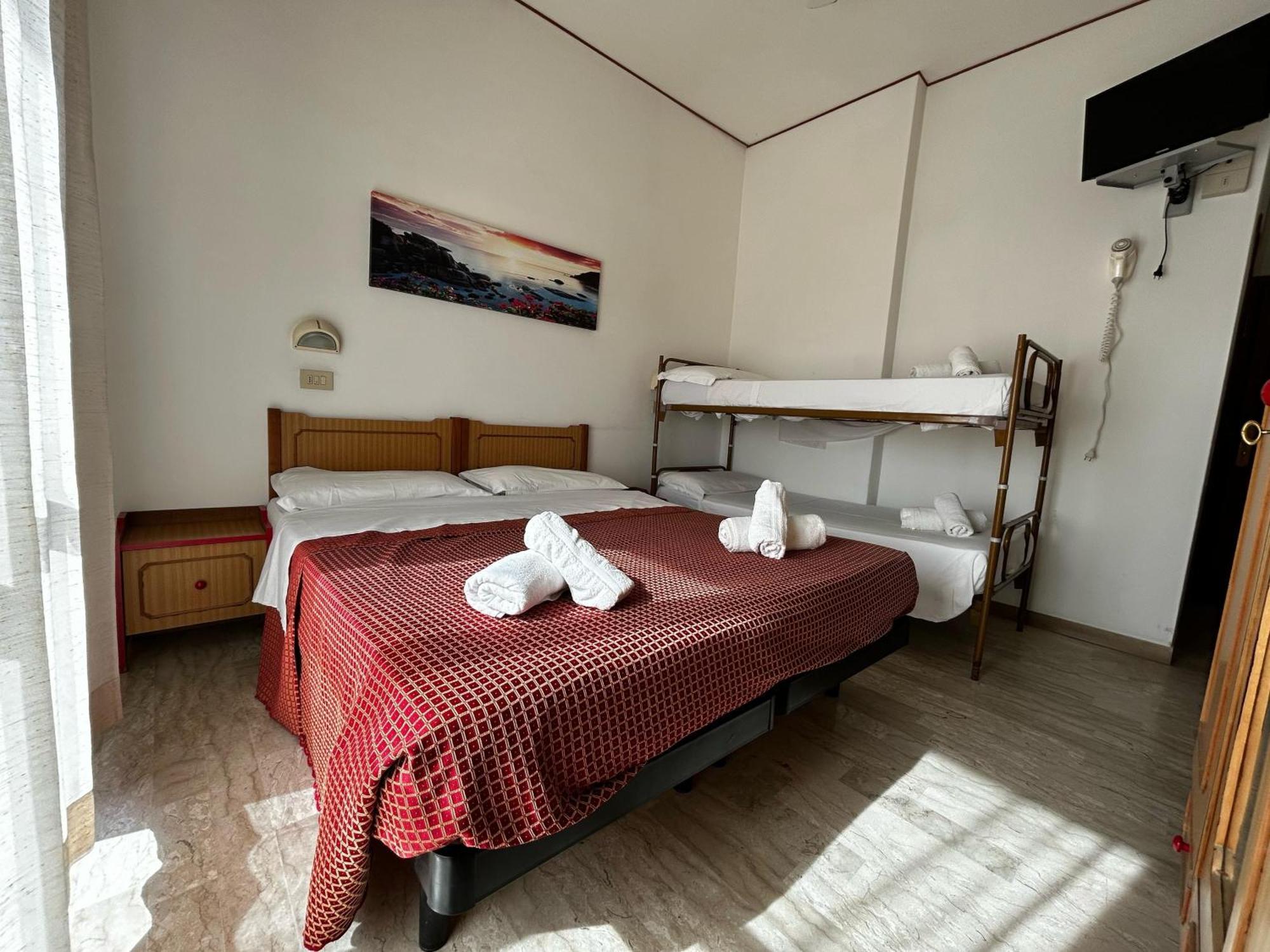 Anny Hotel Rimini Exterior foto